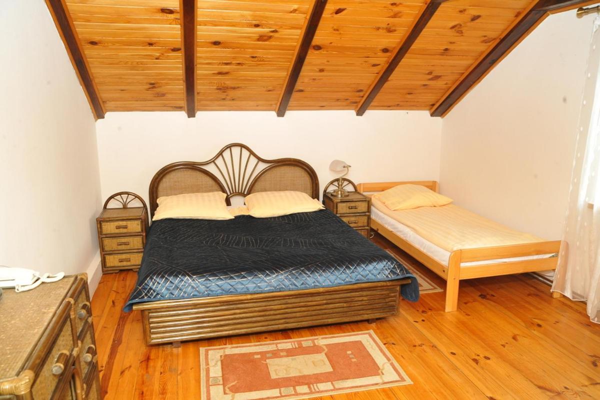 Osrodek Wypoczynkowy Crystal Bed & Breakfast Polanczyk Exterior photo